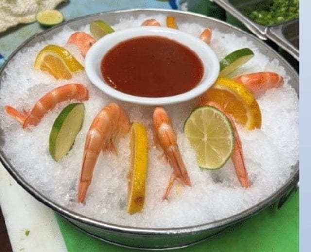 Camarón al Natural para Pelar / Plain Peel-and-Eat Shrimp.